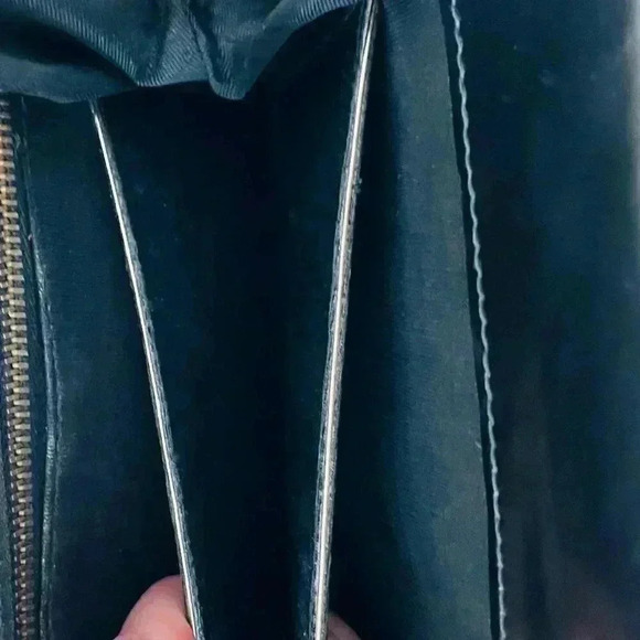 Vintage 1950s Floral  Needlepoint Handbag *HOST PICK* - Picture 6 of 8